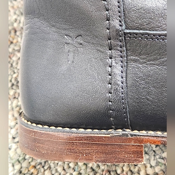 Frye Paige Black Tall Riding Boots Style 77061 Size 6 1/2 - Picture 6 of 8